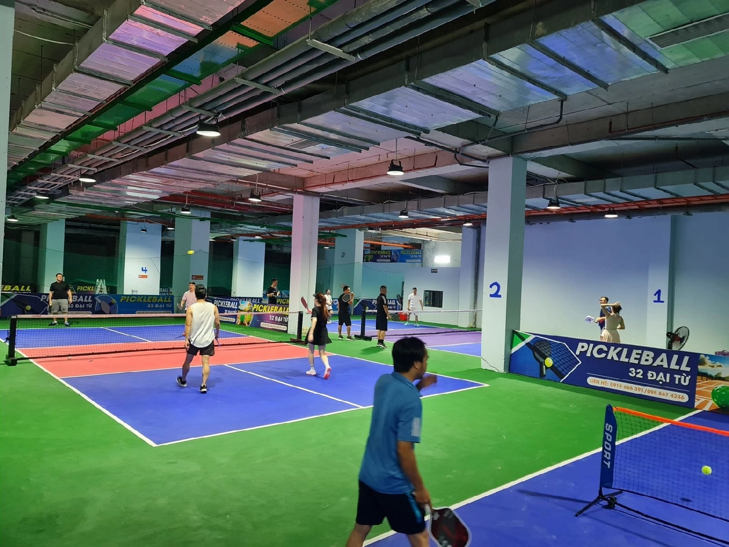 Review sân Pickleball 32 Đại Từ chất lượng tại quận Hoàng Mai, Hà Nội | ShopVNB