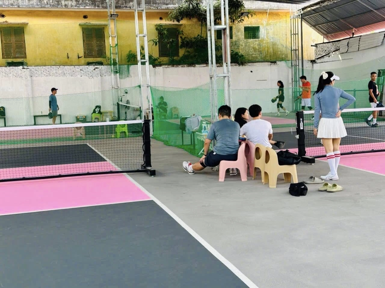 Review sân Pickleball Ô Cách chất lượng đáng để trải nghiệm tại quận Long Biên, Hà Nội | ShopVNB
