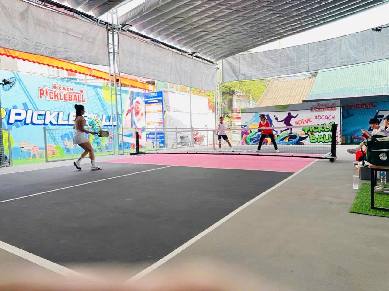 Review sân Pickleball Ô Cách chất lượng đáng để trải nghiệm tại quận Long Biên, Hà Nội | ShopVNB